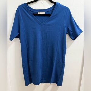 Zenana Outfitters Royal Blue V-Neck Short Sleeve Tee
